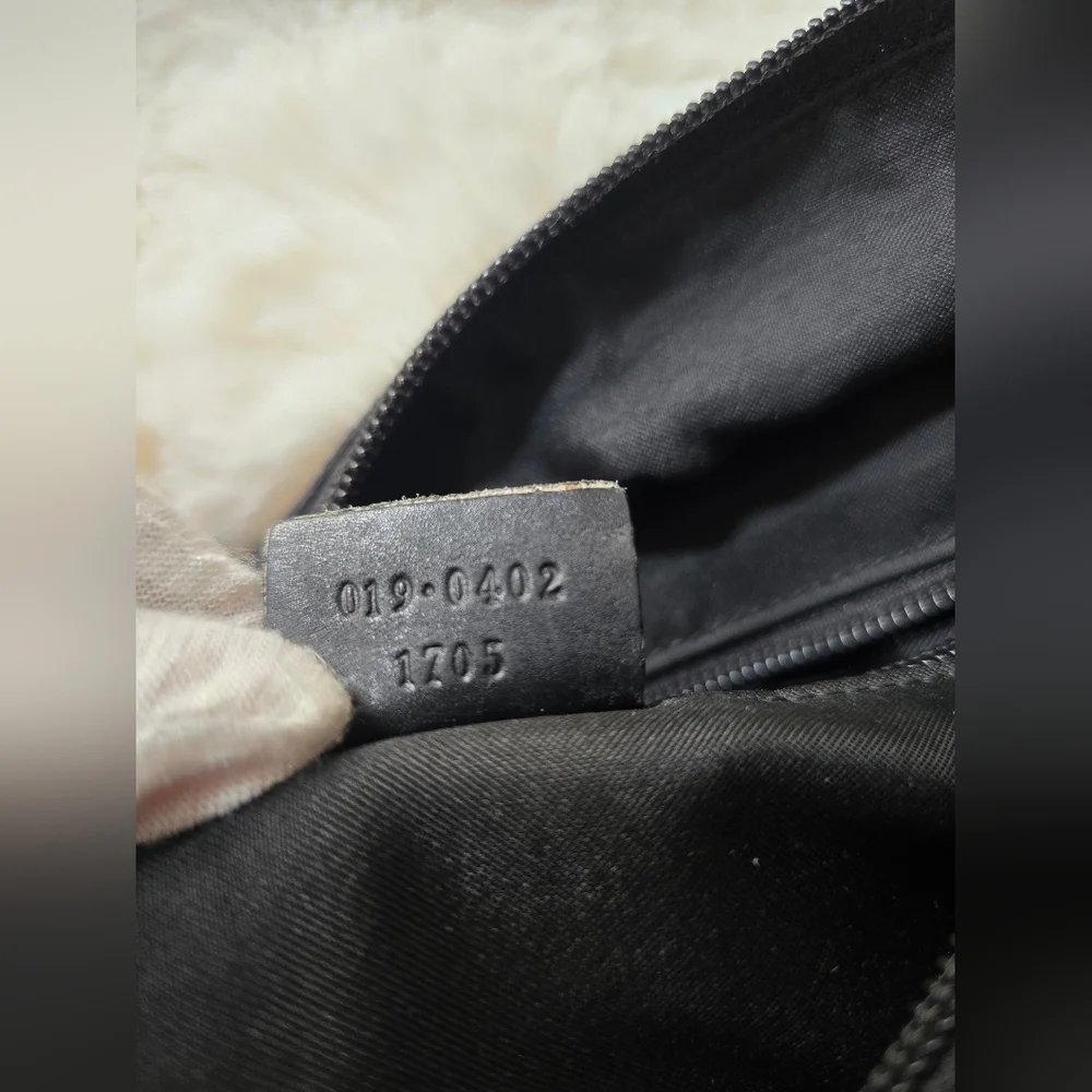 Gucci Black Canvas Shoulder Bag - Picture 4 of 8